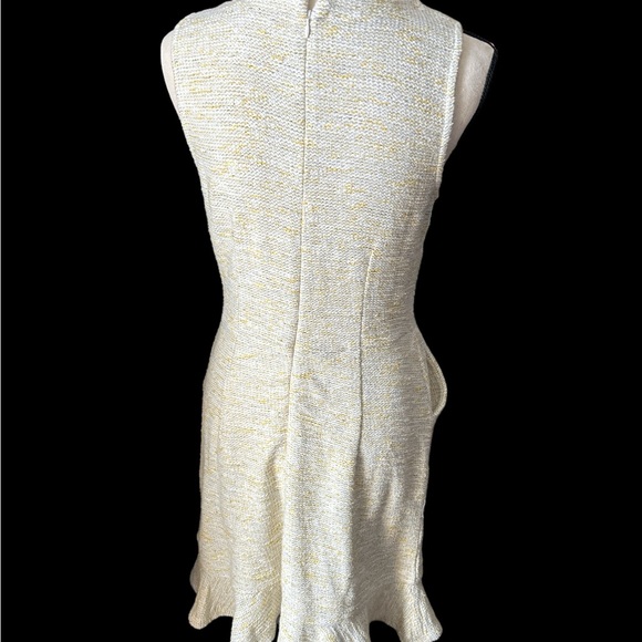 Loft Size 4 - Picture 3 of 14